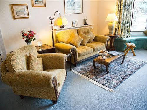 Tali Ayer Bed & Breakfast